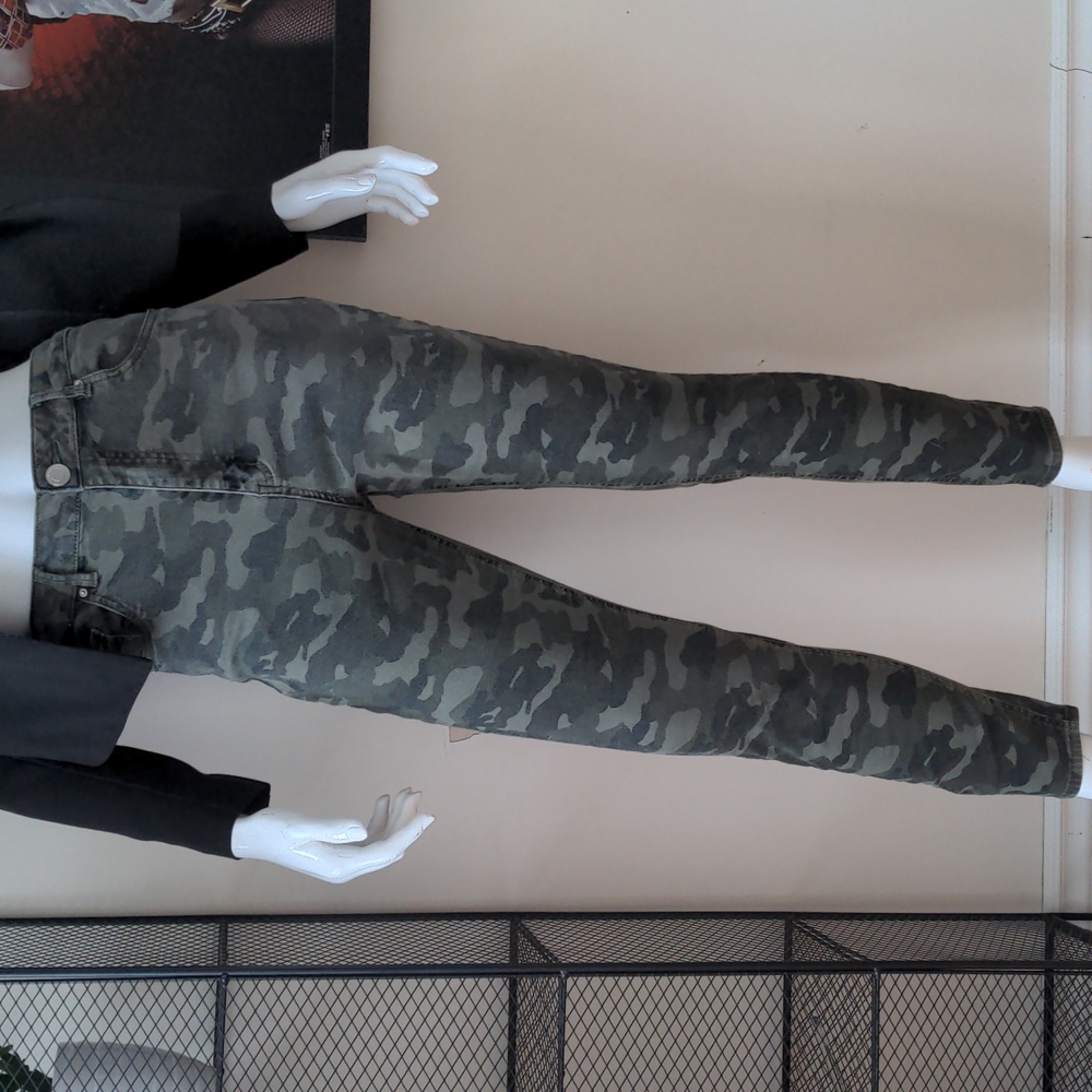11 Cali High Waisted Jean Army Print
